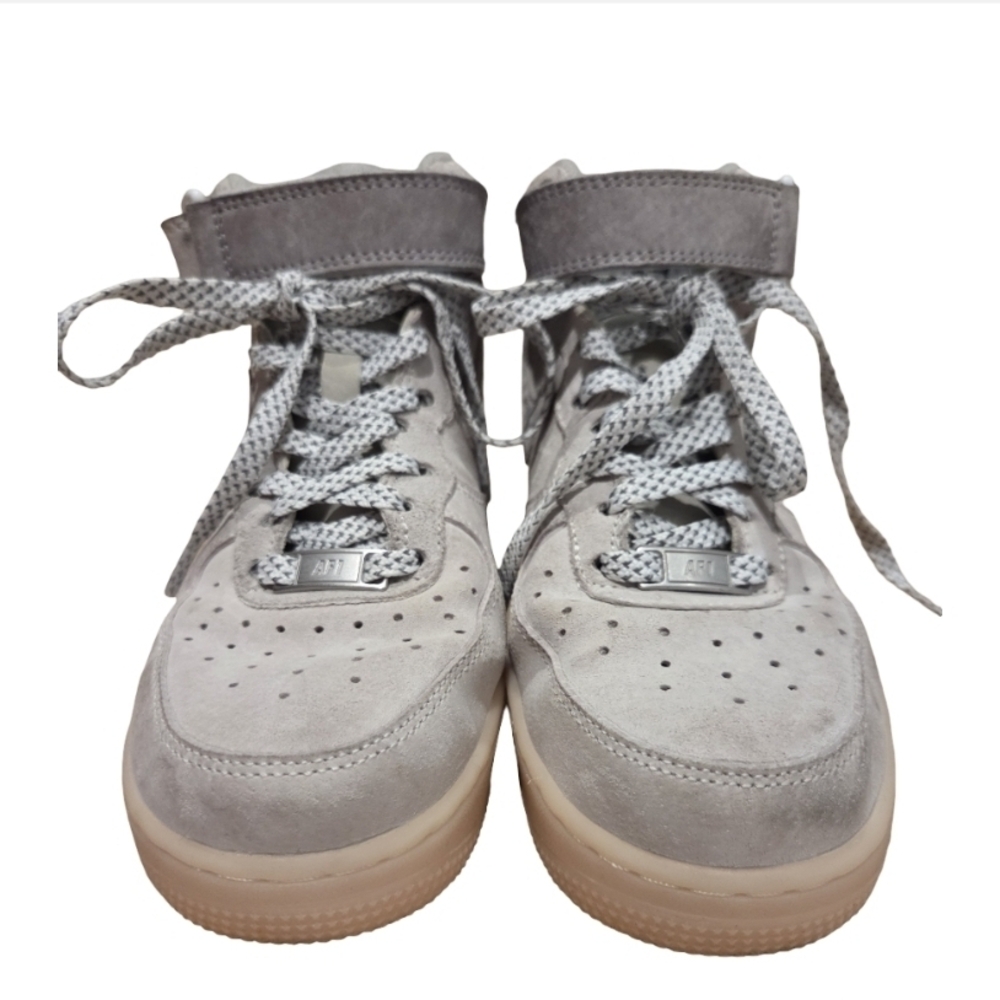 Nike Air Force 1 Mid Suede Light Grey Gum Sole Reflective Strap Size 6.5